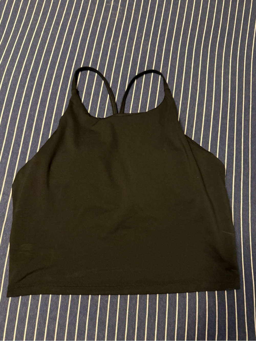 GAP Fit Black Strappy Cropped Studio Bra lightly padded size large